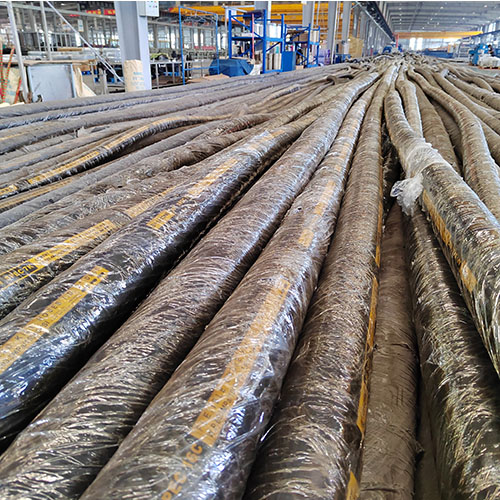 Acidic fracturing hose UPE lining resistant to 28% hydrochloric acid multi-layer winding steel wire